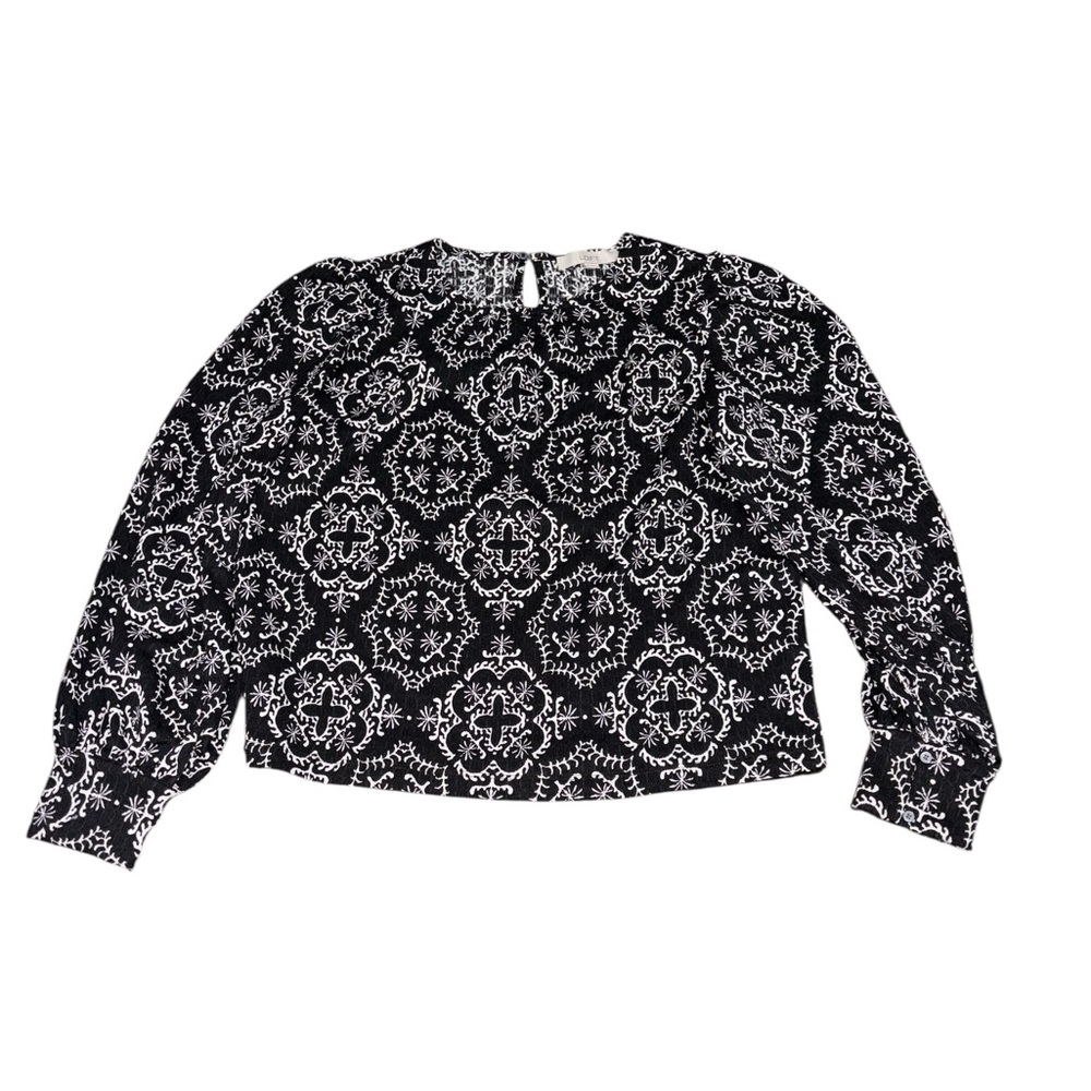 🔥3/$30 🔥 LOFT Black and White Ornate Long Sleeve Blouse Size Medium